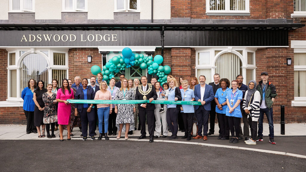 Mayor of Stockport, Councillor Graham Greenhalgh, cuts the ribbon to open Adswood Lodge