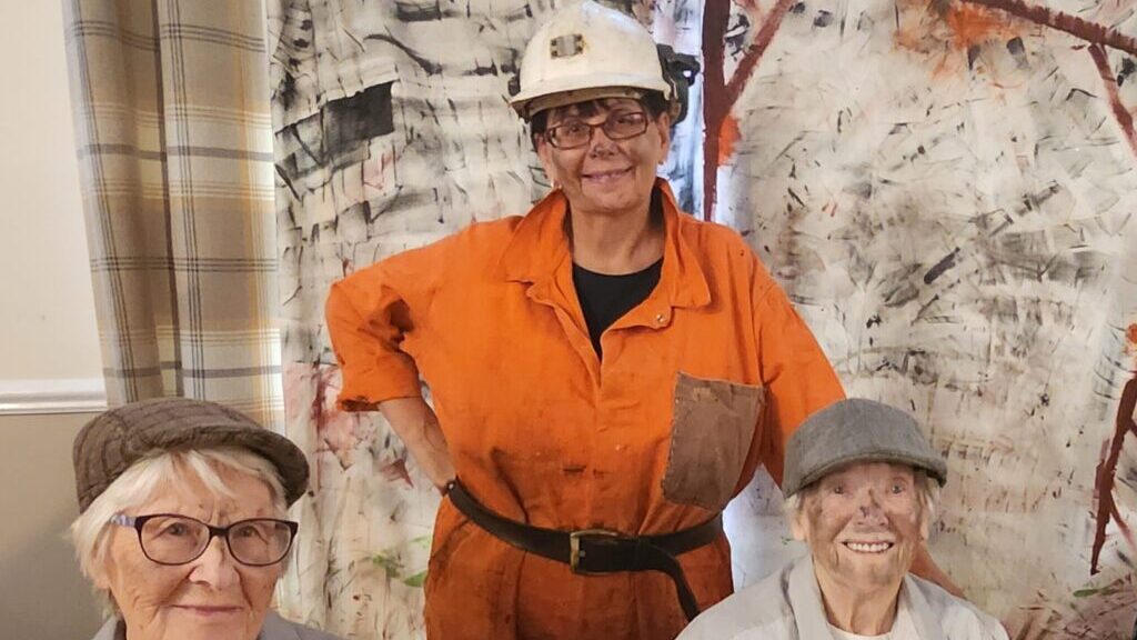 Residents and staff from Deangate Care Home, Towngate, Mapplewell, dressed as miners and created a North Gawber colliery coal pit backdrop for their contribution to the video